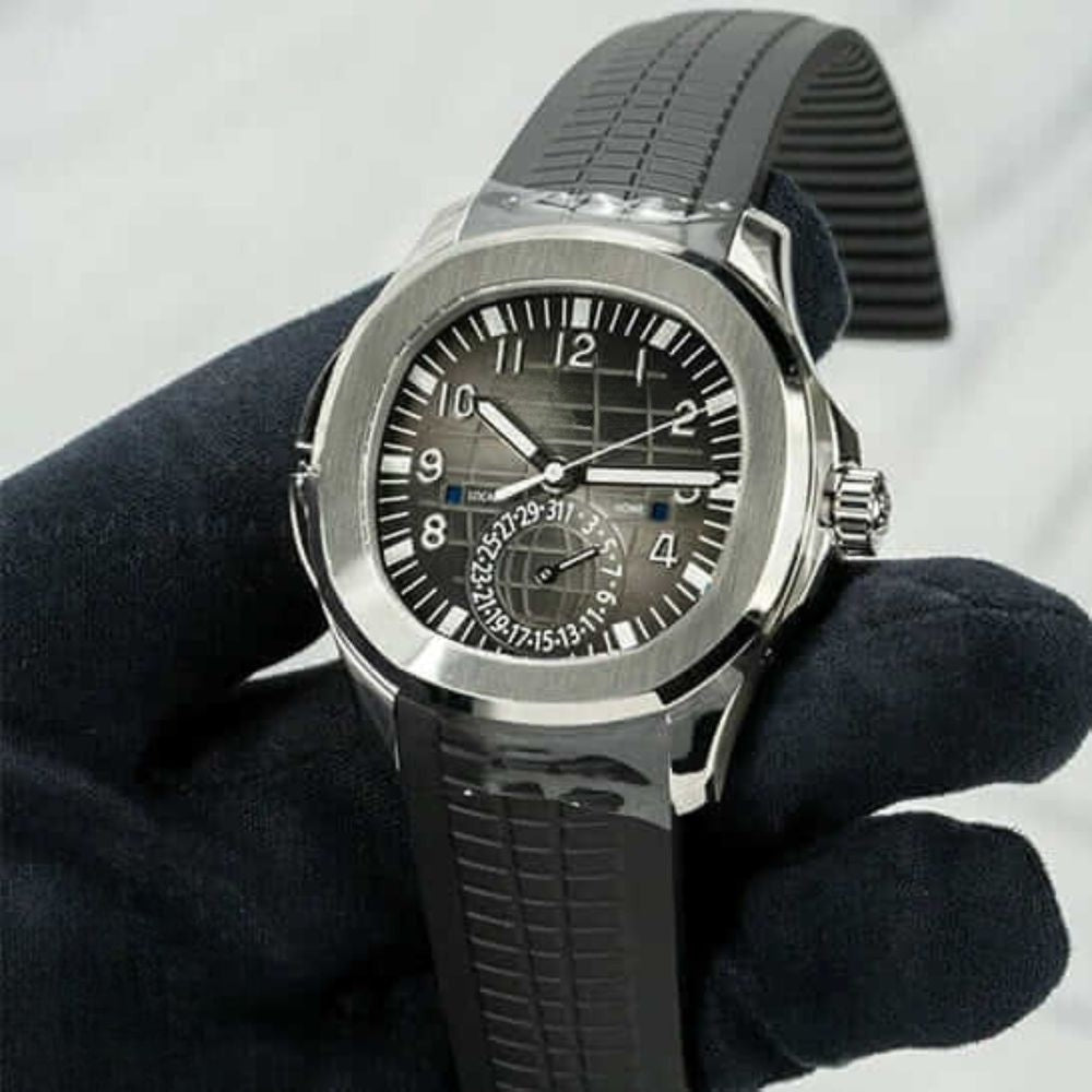 Aquanaut "dual Time" Supreme
